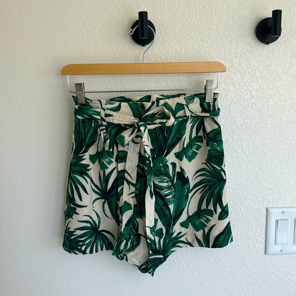 H&M flowy tie shorts